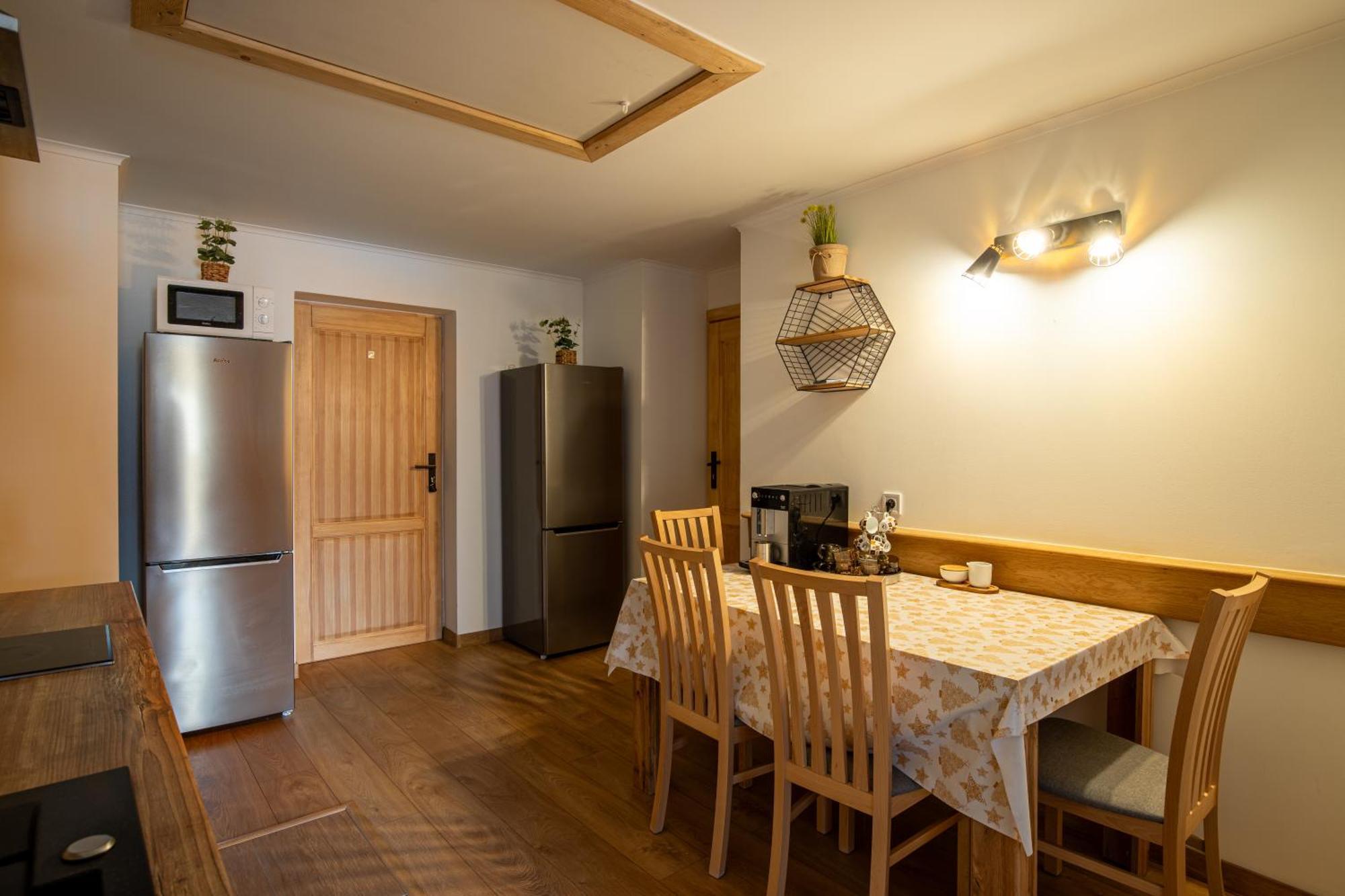 Apartamenty I Pokoje Krupowki Tuz Tuz Zakopane Kamer foto
