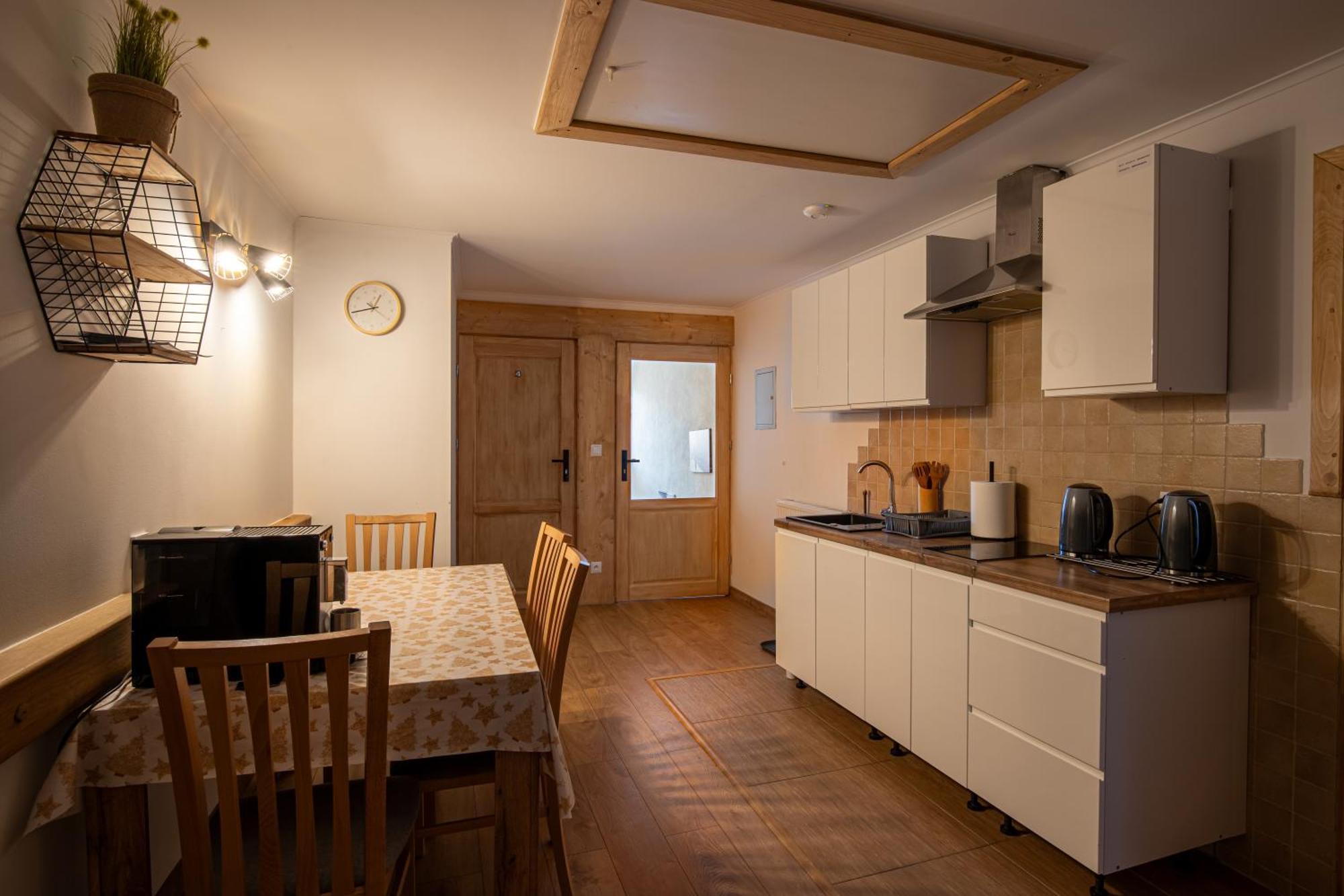 Apartamenty I Pokoje Krupowki Tuz Tuz Zakopane Kamer foto